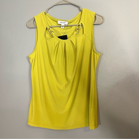Nine West Tops - 87. Nine West‎ Women's Avocado Green Sleeveless Tank Size Small